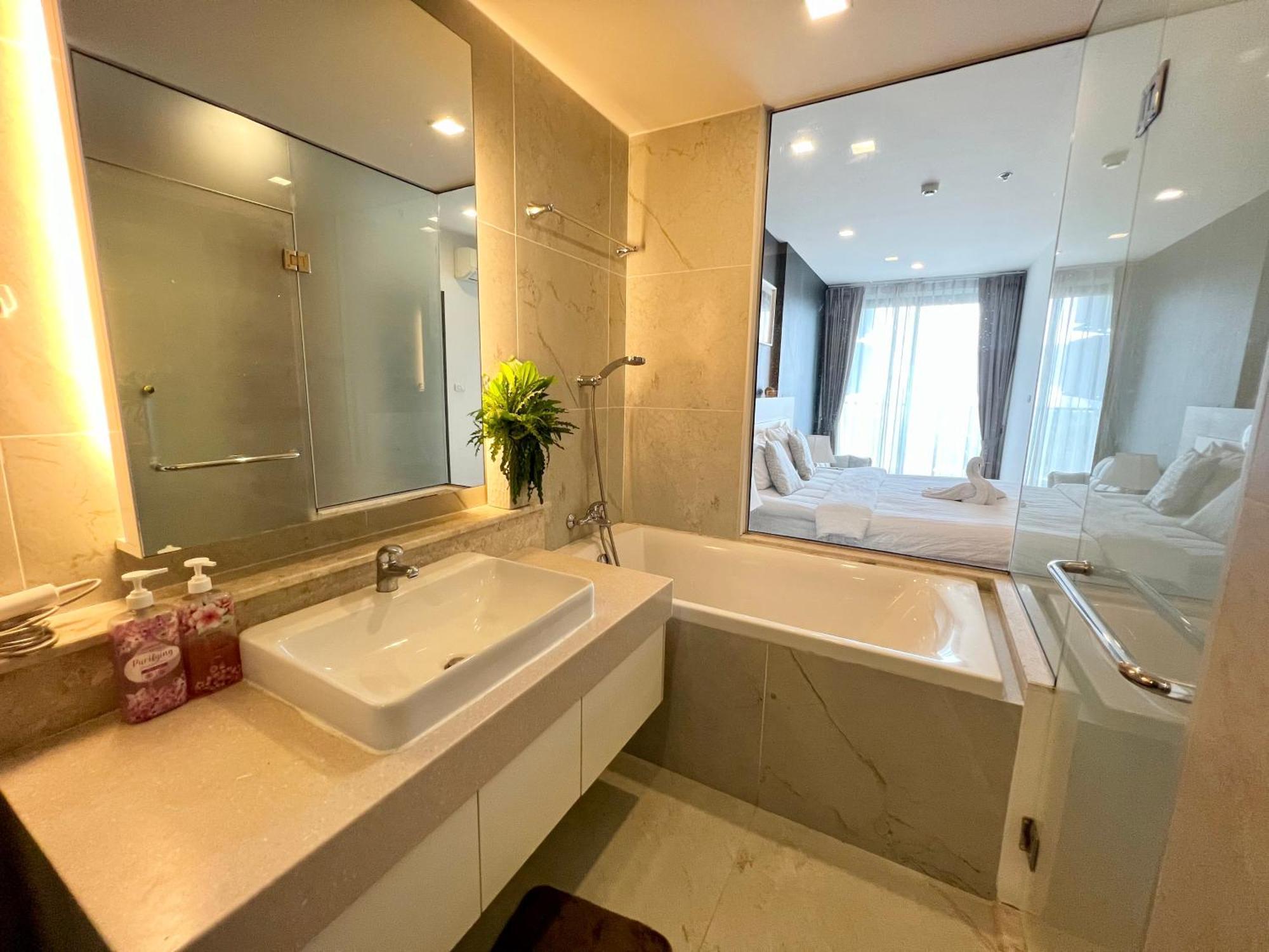 Cozy Luxury Condo @ The Astra Chiang Mai Exterior photo