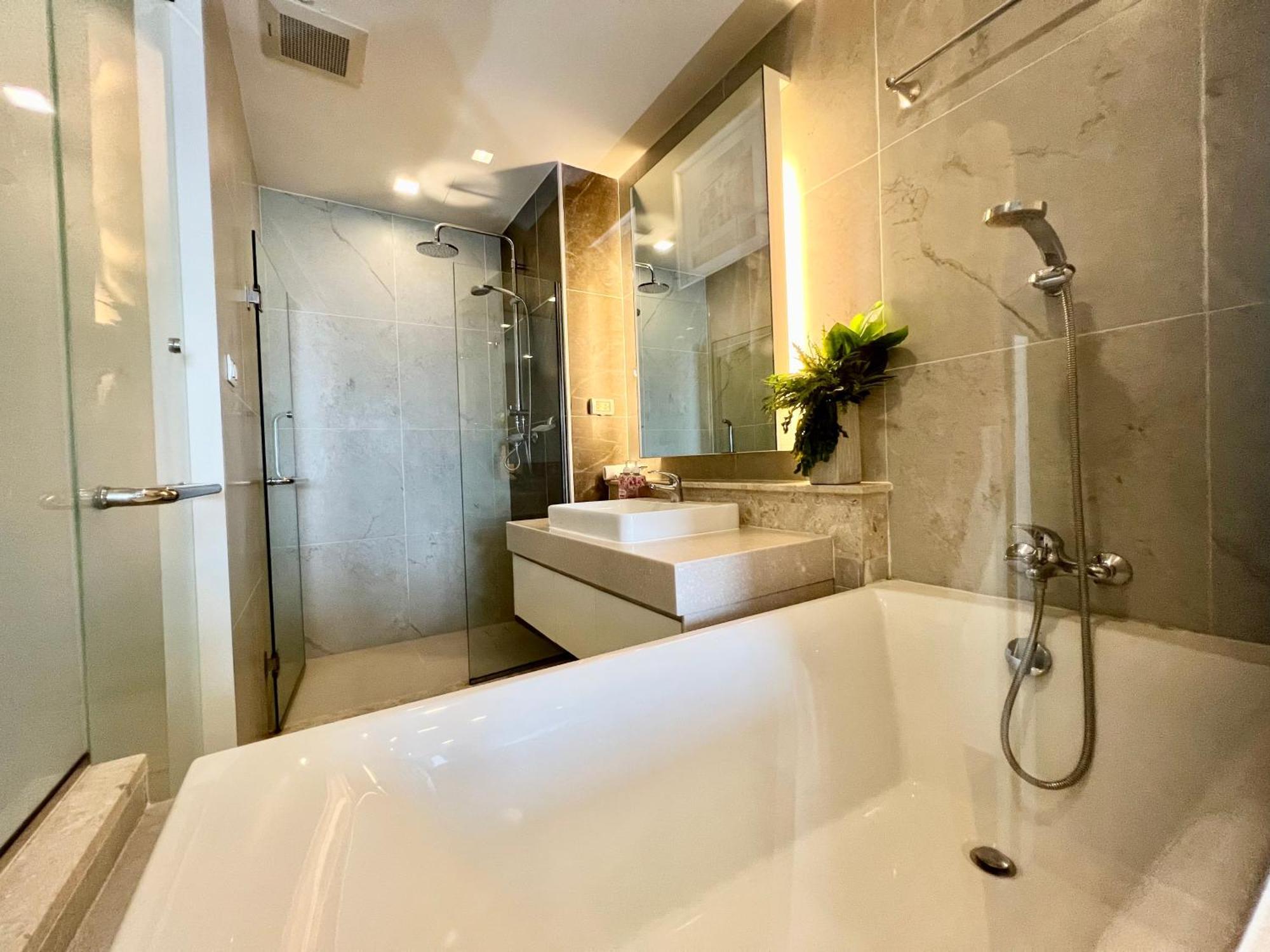 Cozy Luxury Condo @ The Astra Chiang Mai Exterior photo