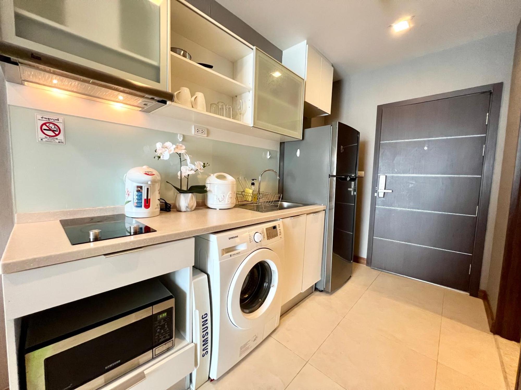 Cozy Luxury Condo @ The Astra Chiang Mai Exterior photo
